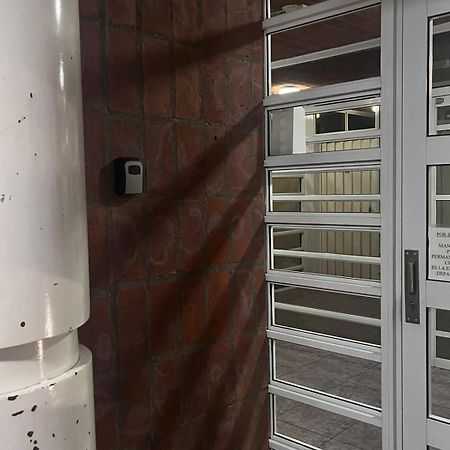Apartamento Pacifico Suites Centro Bahia Blanca Luaran gambar